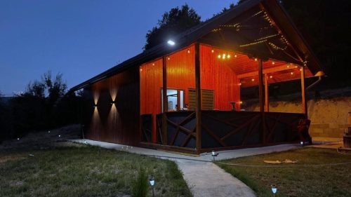 cabana-forest-love-
